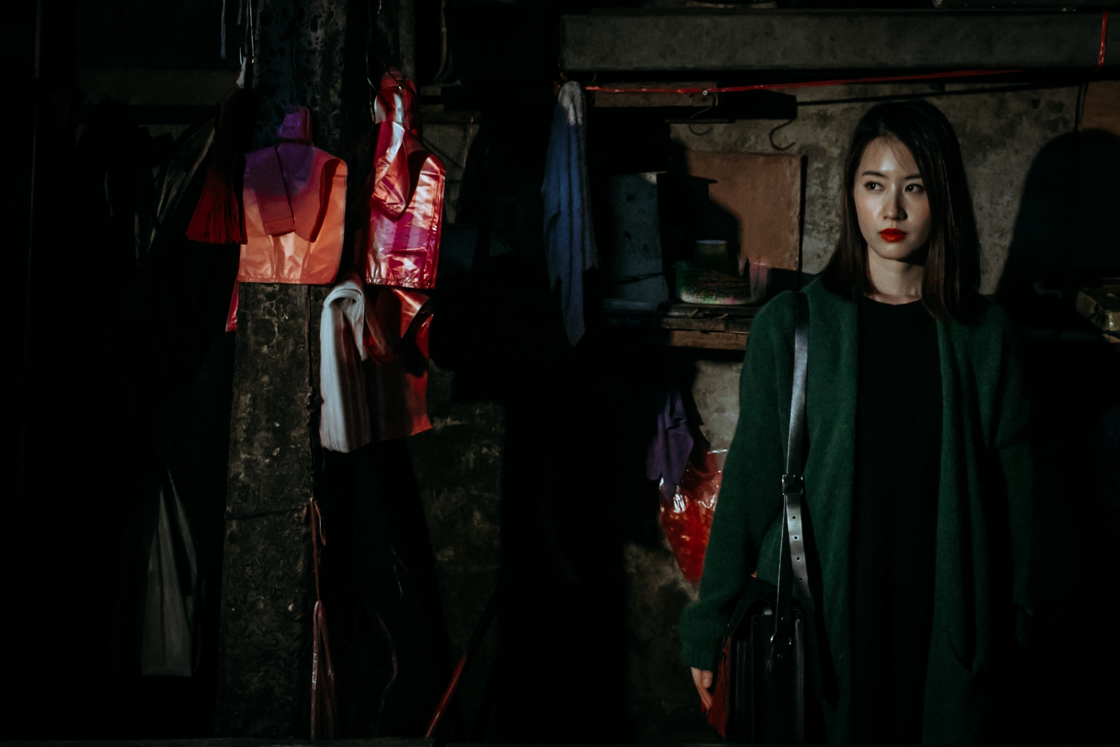 專訪 顏訥 幽魂訥訥